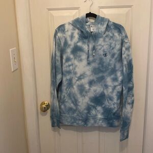 Champion hoodie size medium
